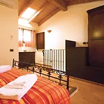 科尔特塔梅林妮旅馆
