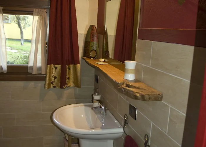 Corte Tamellini Affittacamere 4*