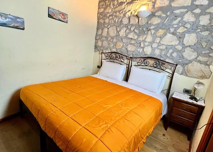 Corte Tamellini Affittacamere 4*